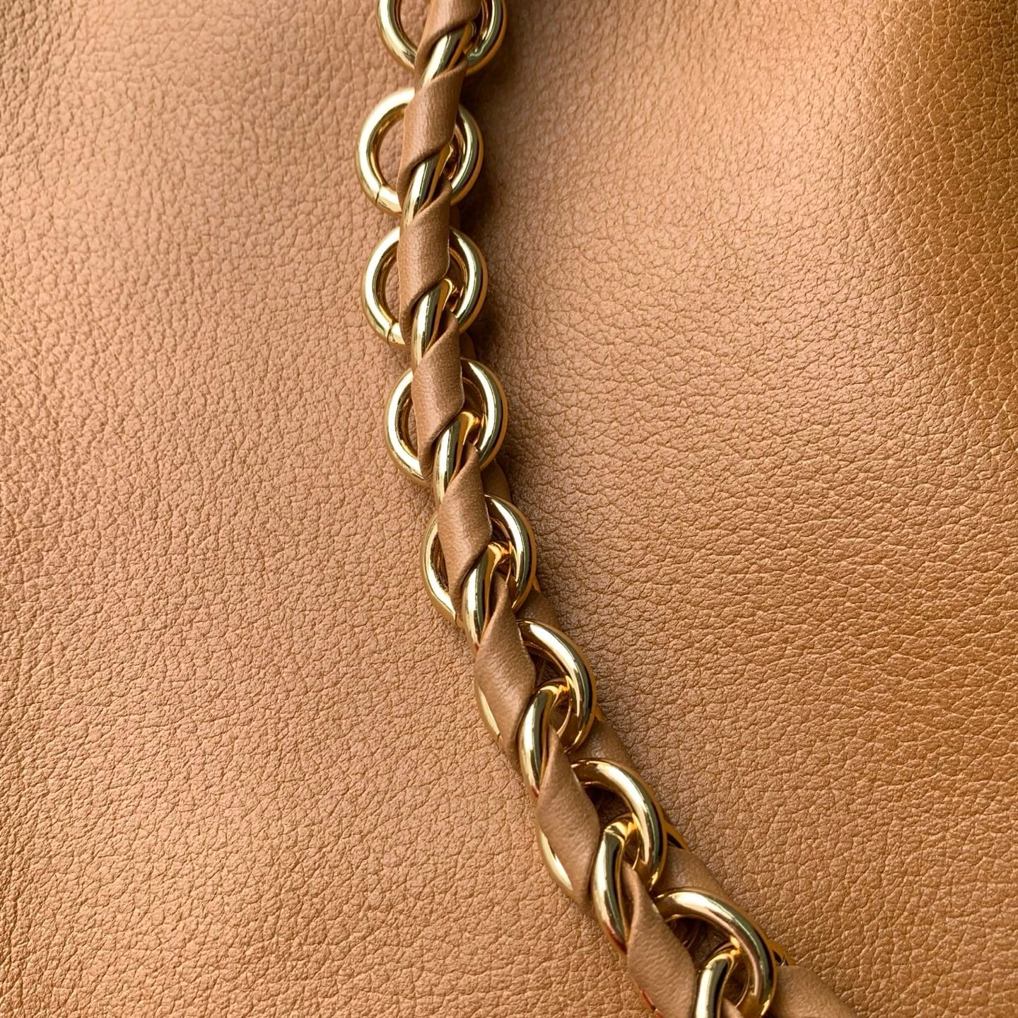Noé Trunk detail 8