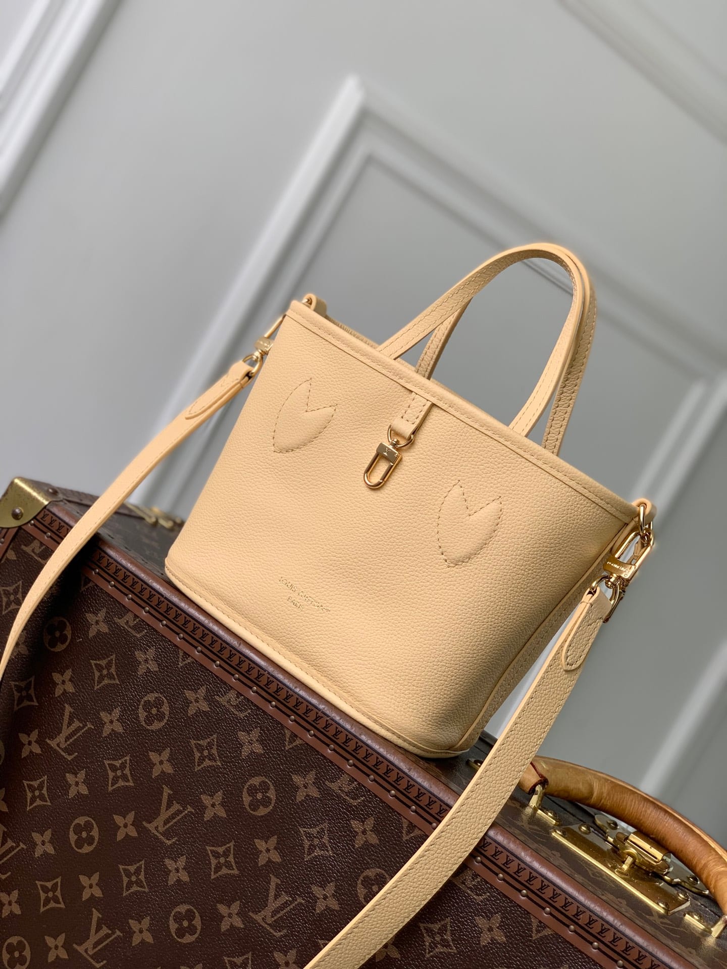 Neverfull Inside Out BB detail 1