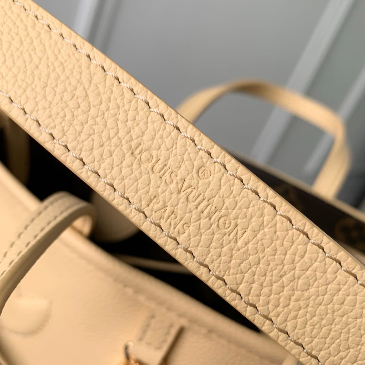 Neverfull Inside Out BB detail 9