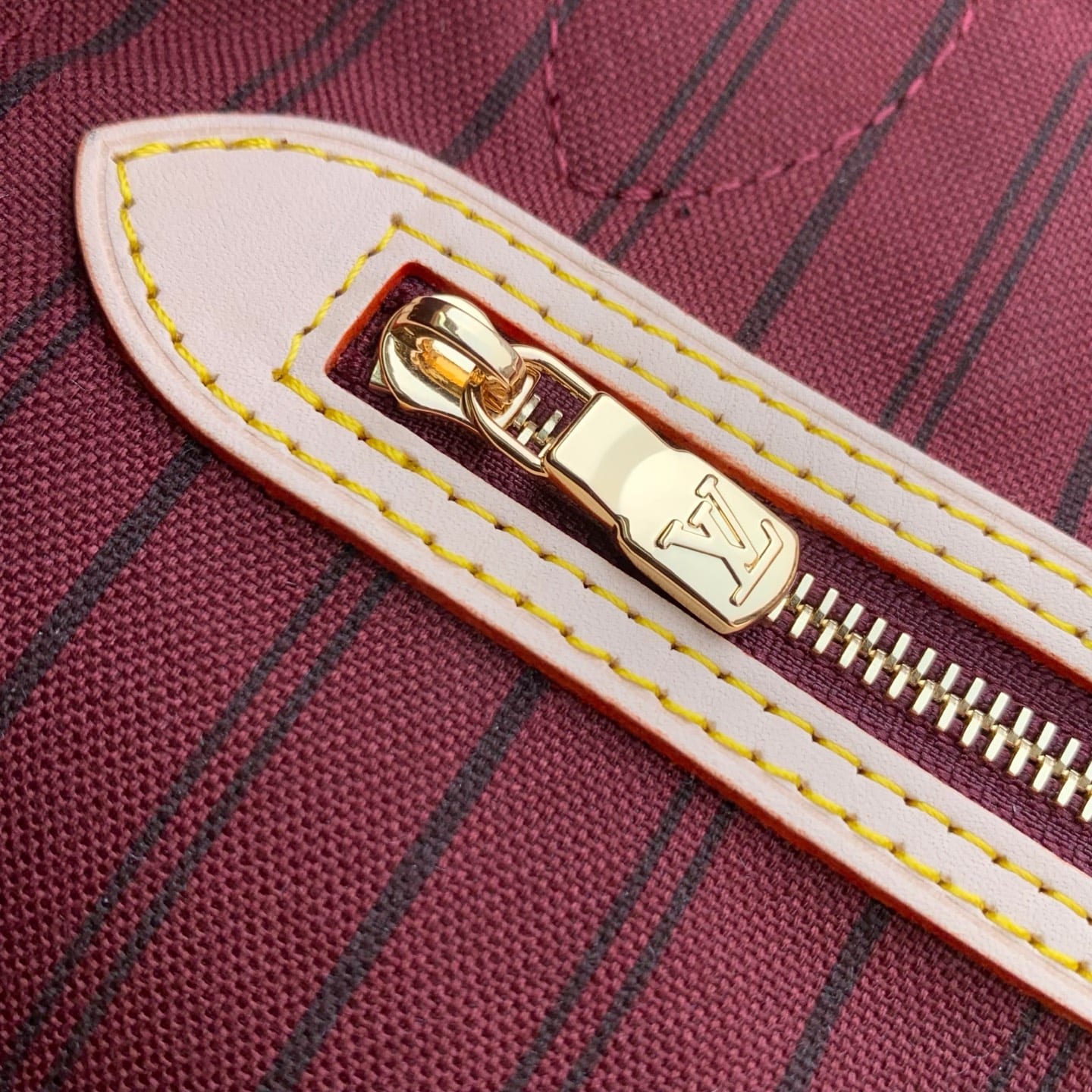 Neverfull GM detail 6