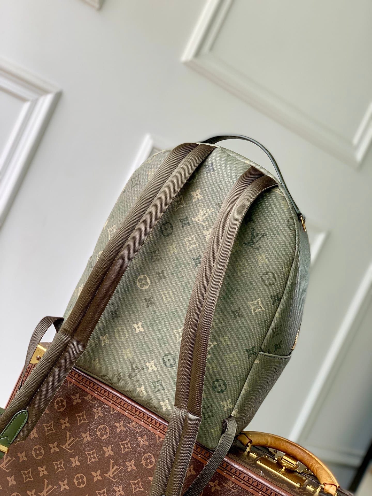 Discovery Backpack PM detail 2