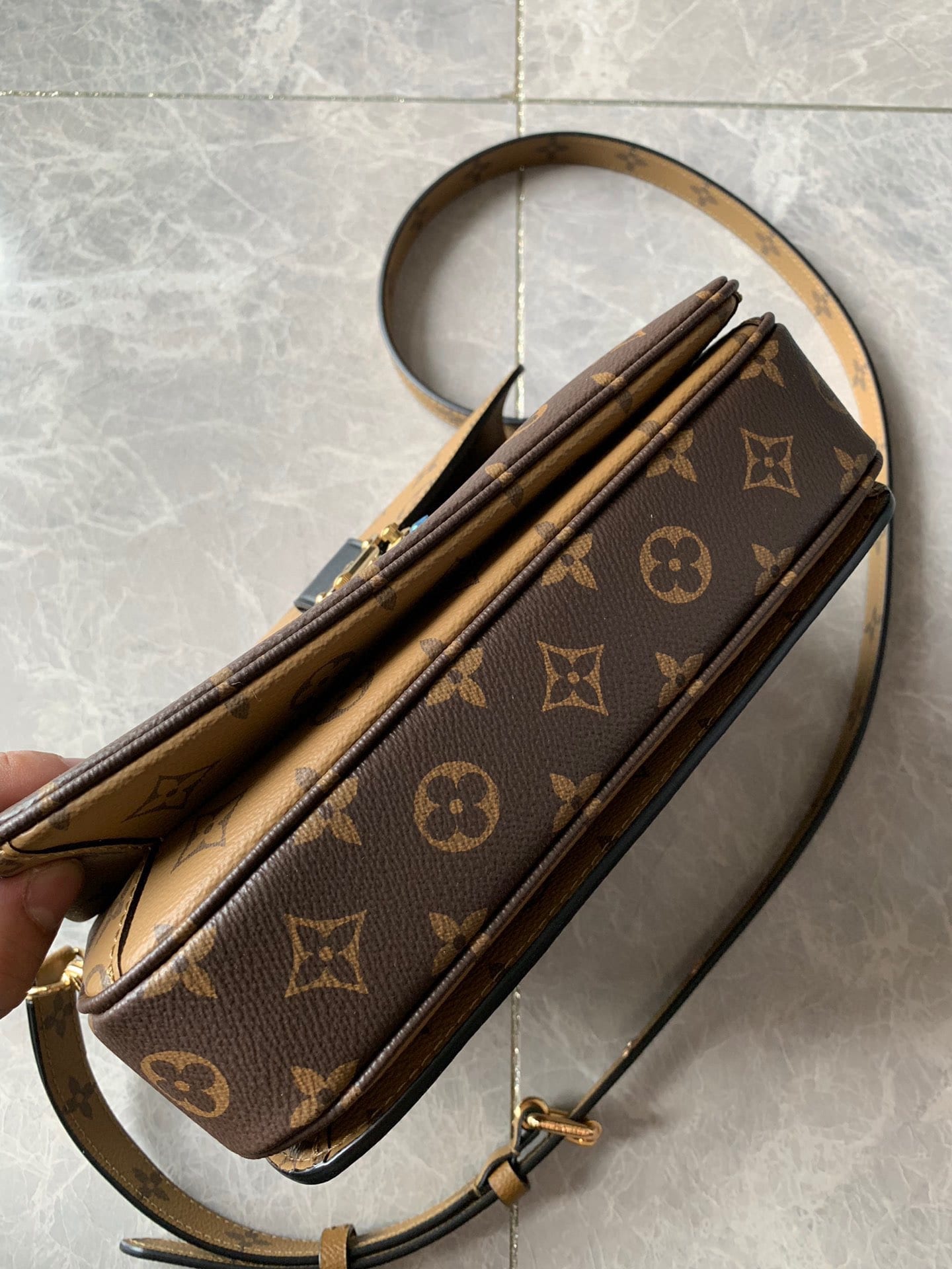 Pochette Métis detail 4