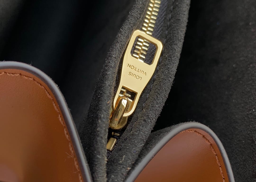 Dauphine MM detail 9