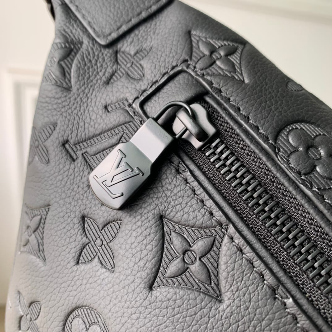 Discovery Bumbag PM detail 5
