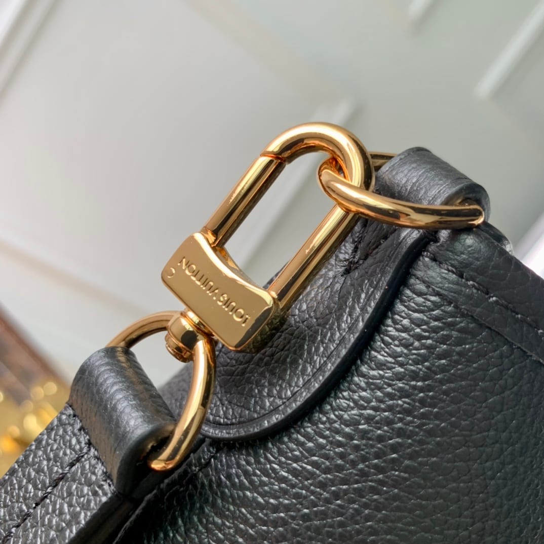 Trianon MM detail 7