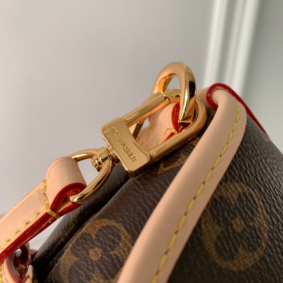 Saumur BB detail 6