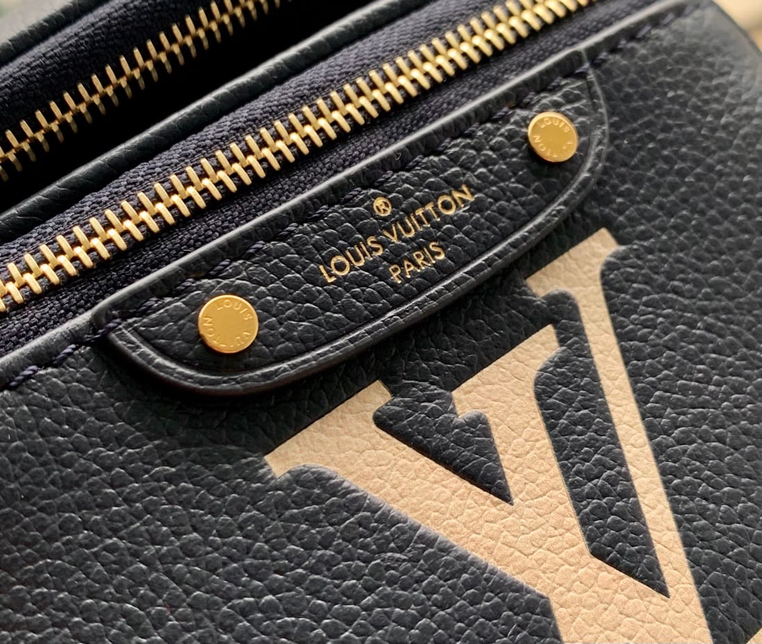 Mini Bumbag detail 7
