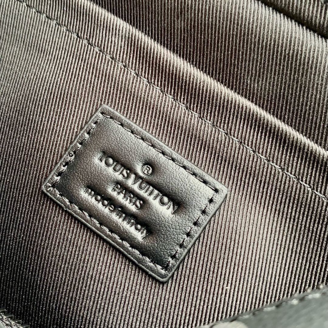 Alpha Messenger detail 8