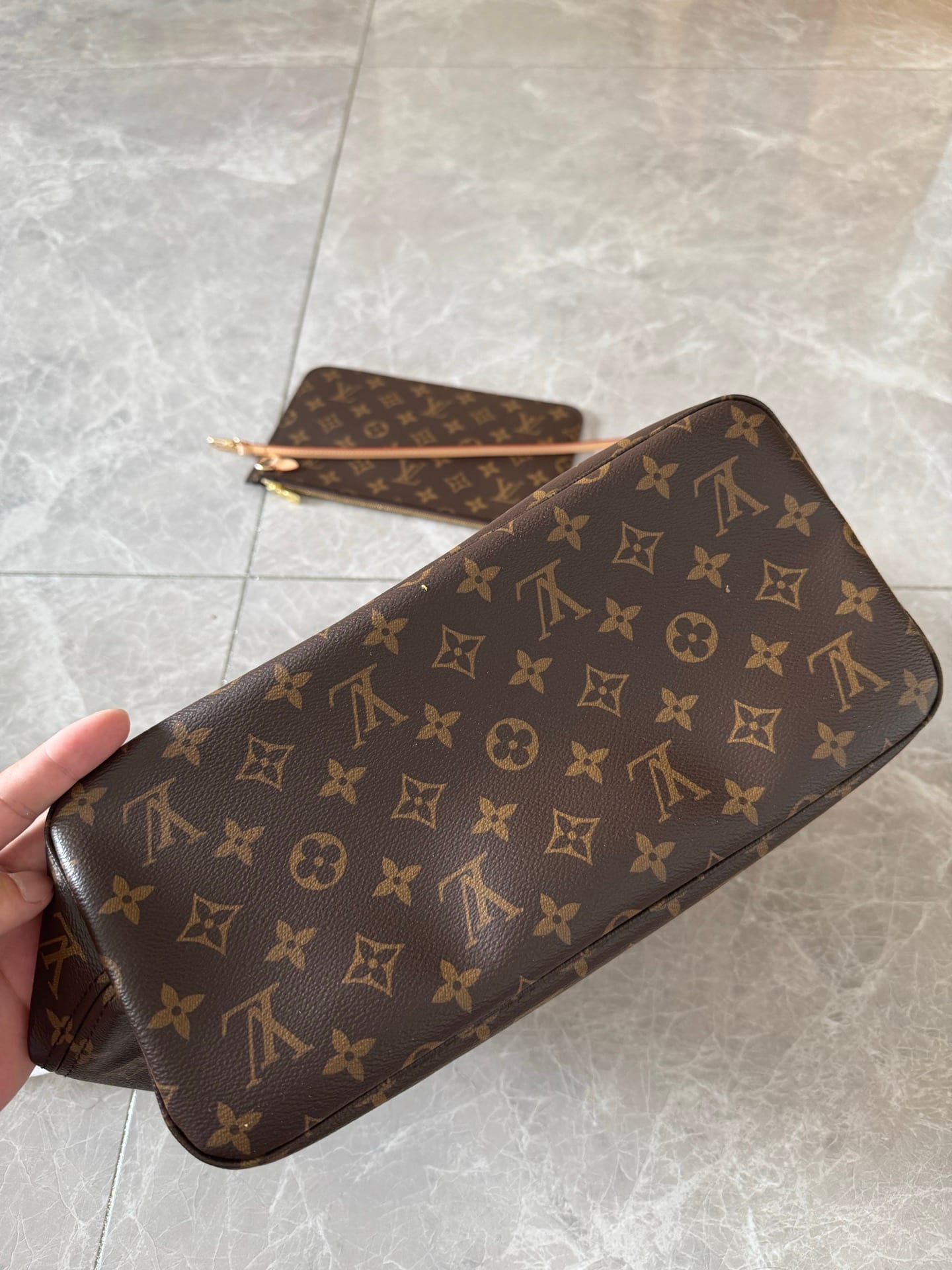 Neverfull MM detail 4