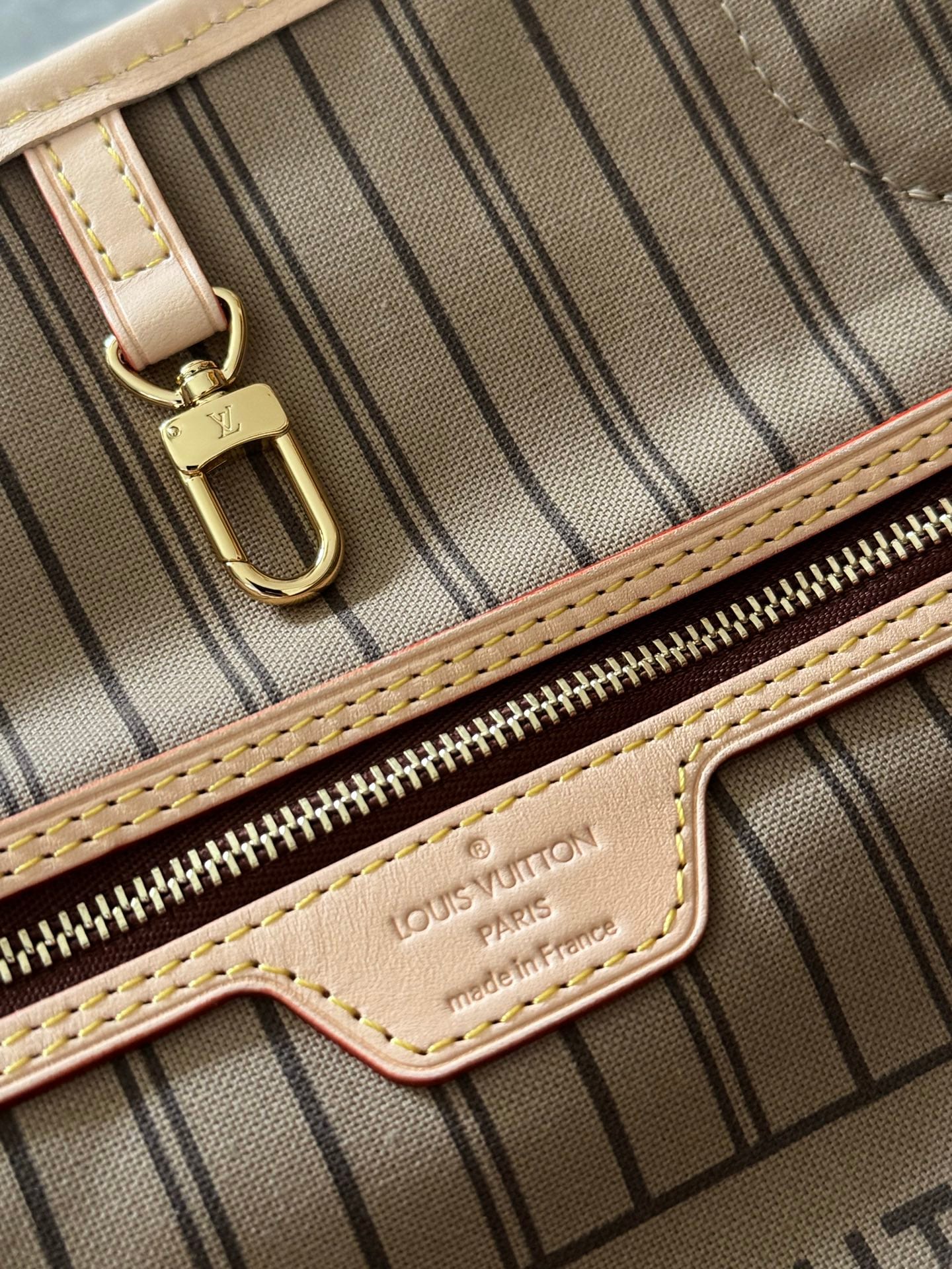 Neverfull MM detail 6
