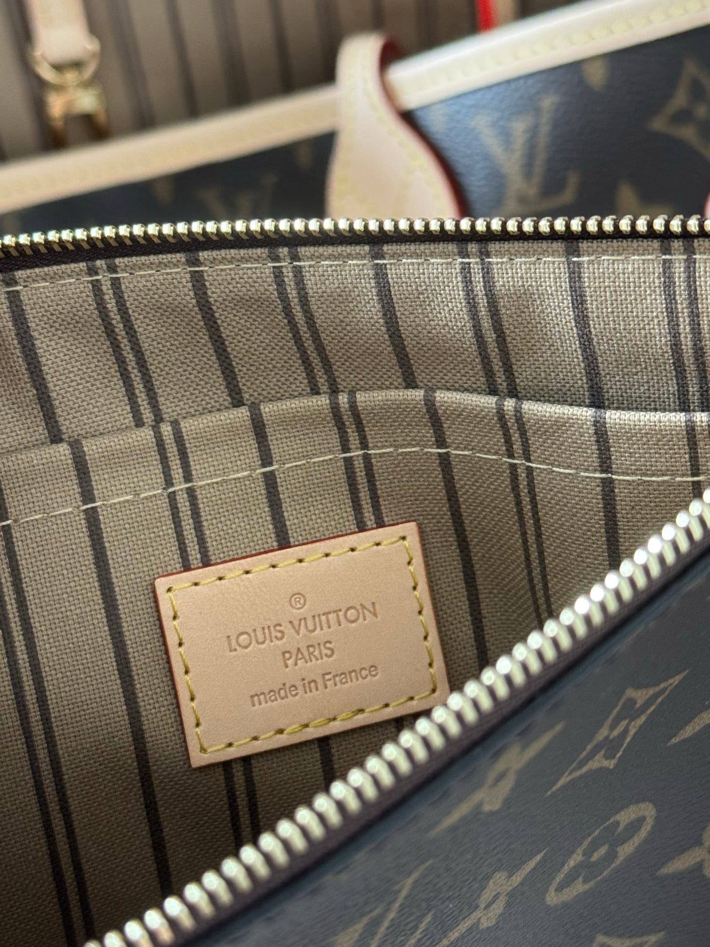 Neverfull MM detail 9