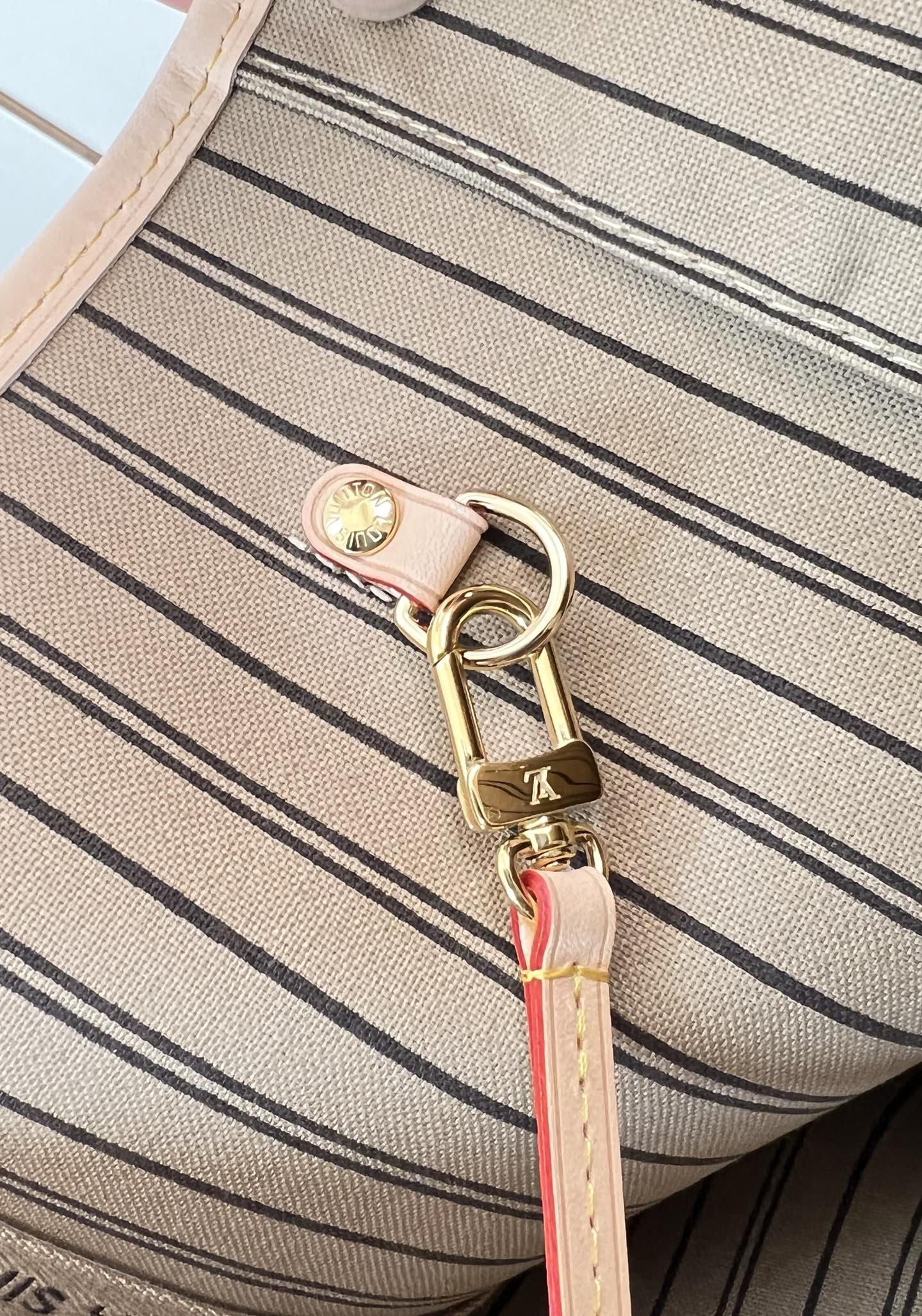 Neverfull GM detail 15