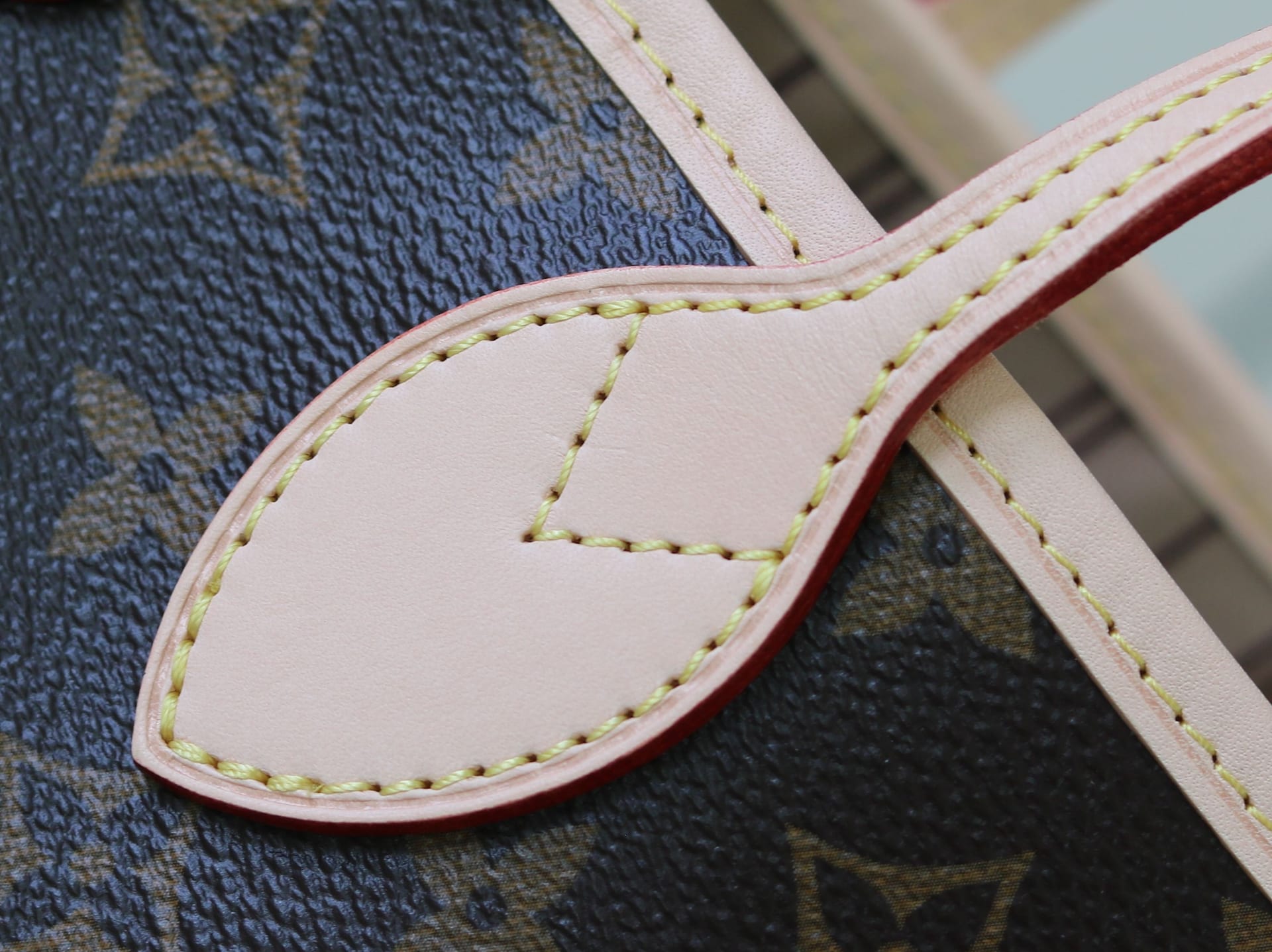 Neverfull PM detail 5