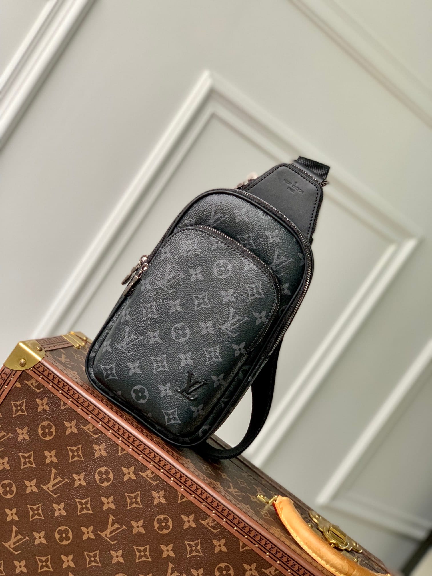 Avenue Slingbag PM detail 1