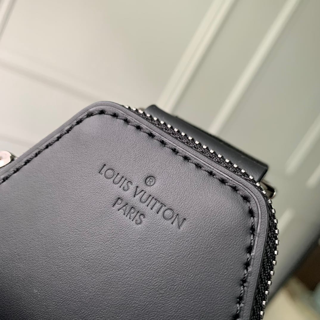 Avenue Slingbag PM detail 6