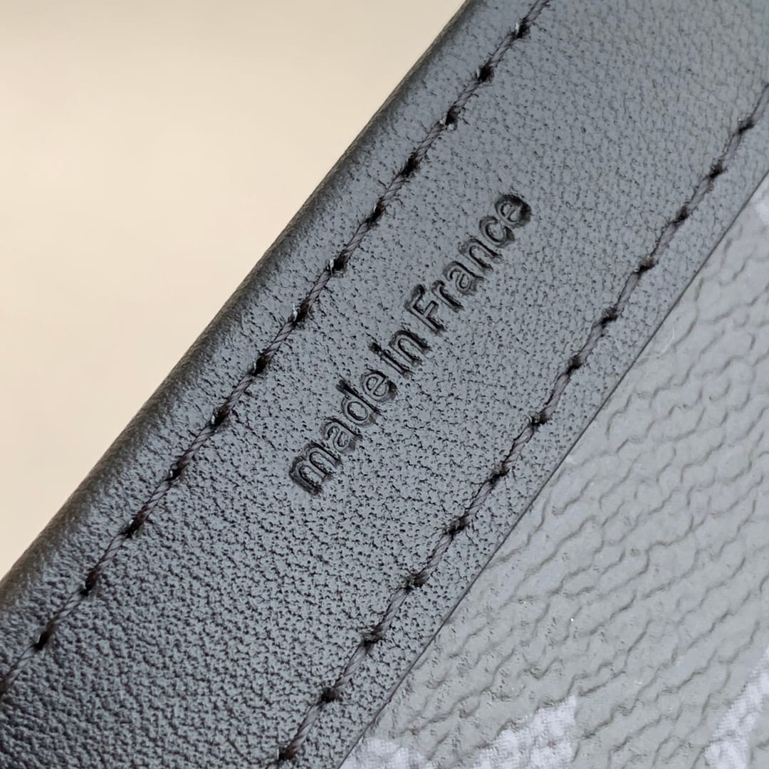 Gaston Wearable Wallet detail 5