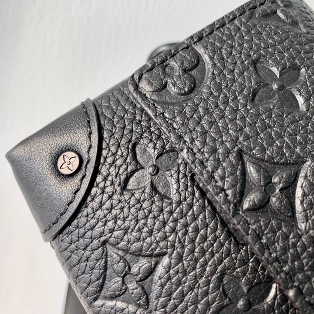 Steamer Wearable Wallet detail 6