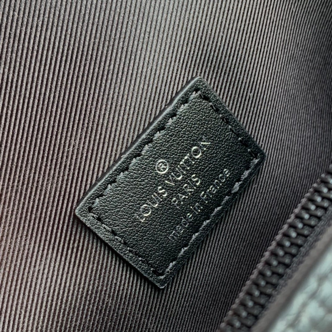 Steamer Wearable Wallet detail 9