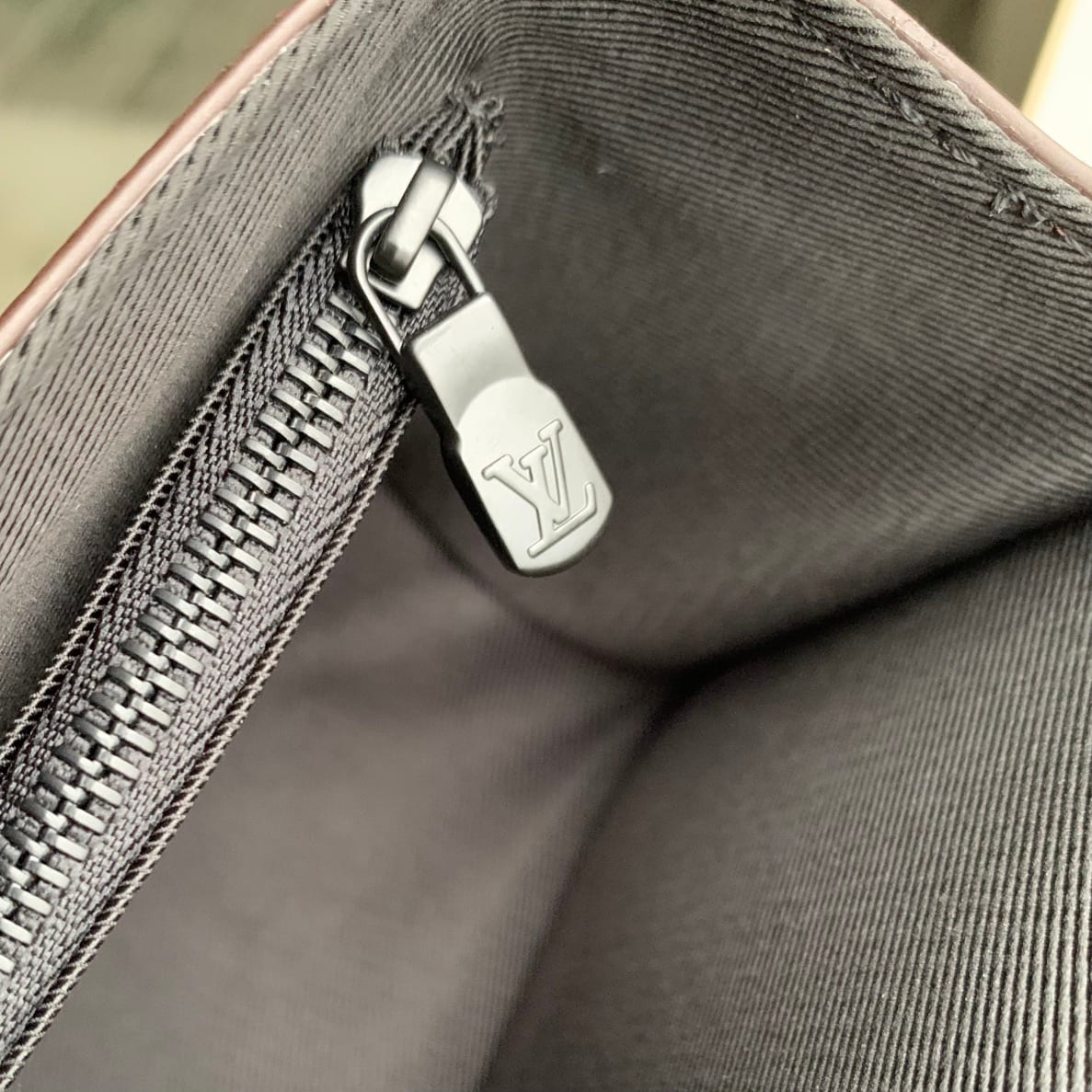 Steamer Wearable Wallet detail 7
