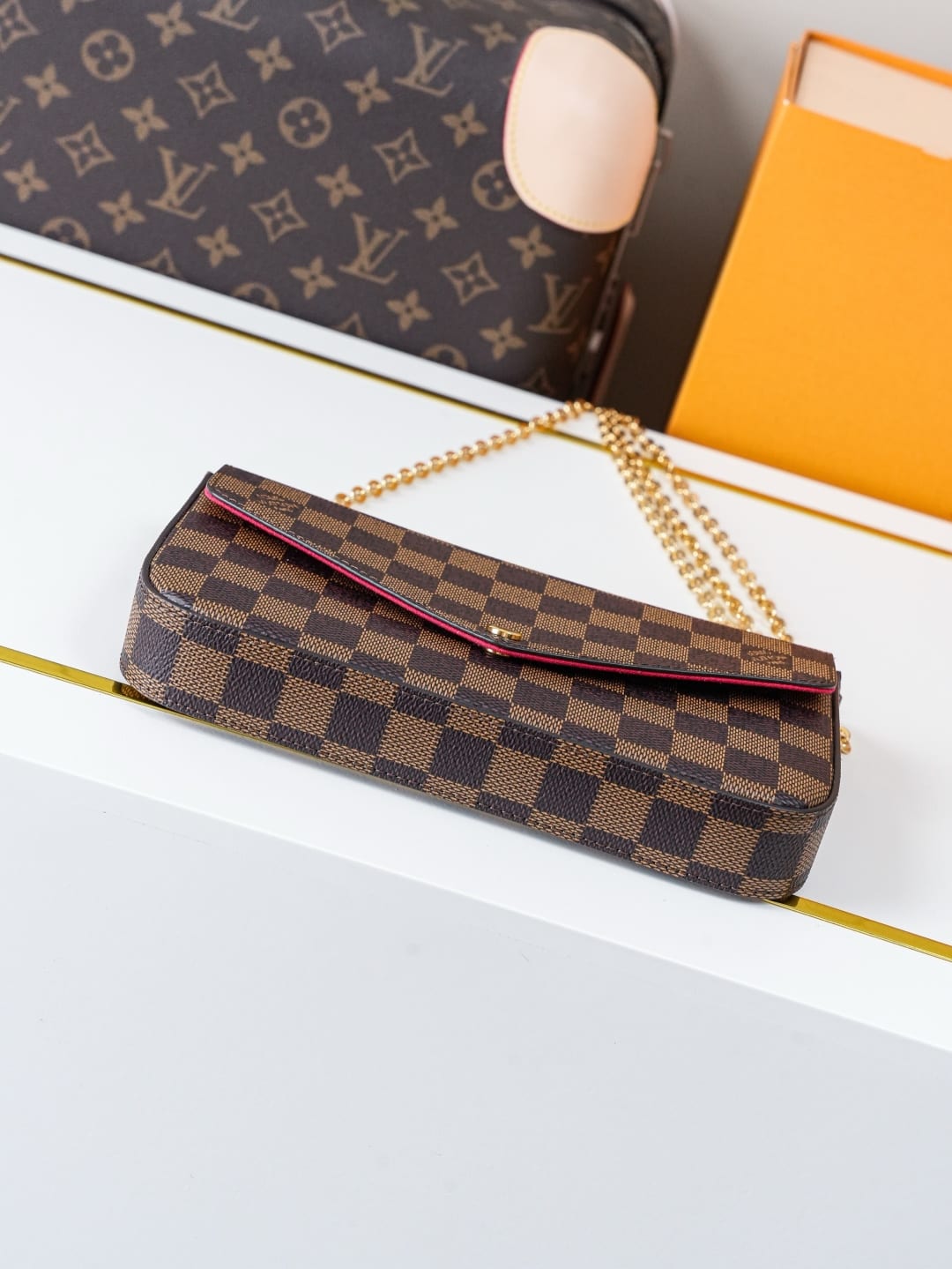 Pochette Félicie detail 5