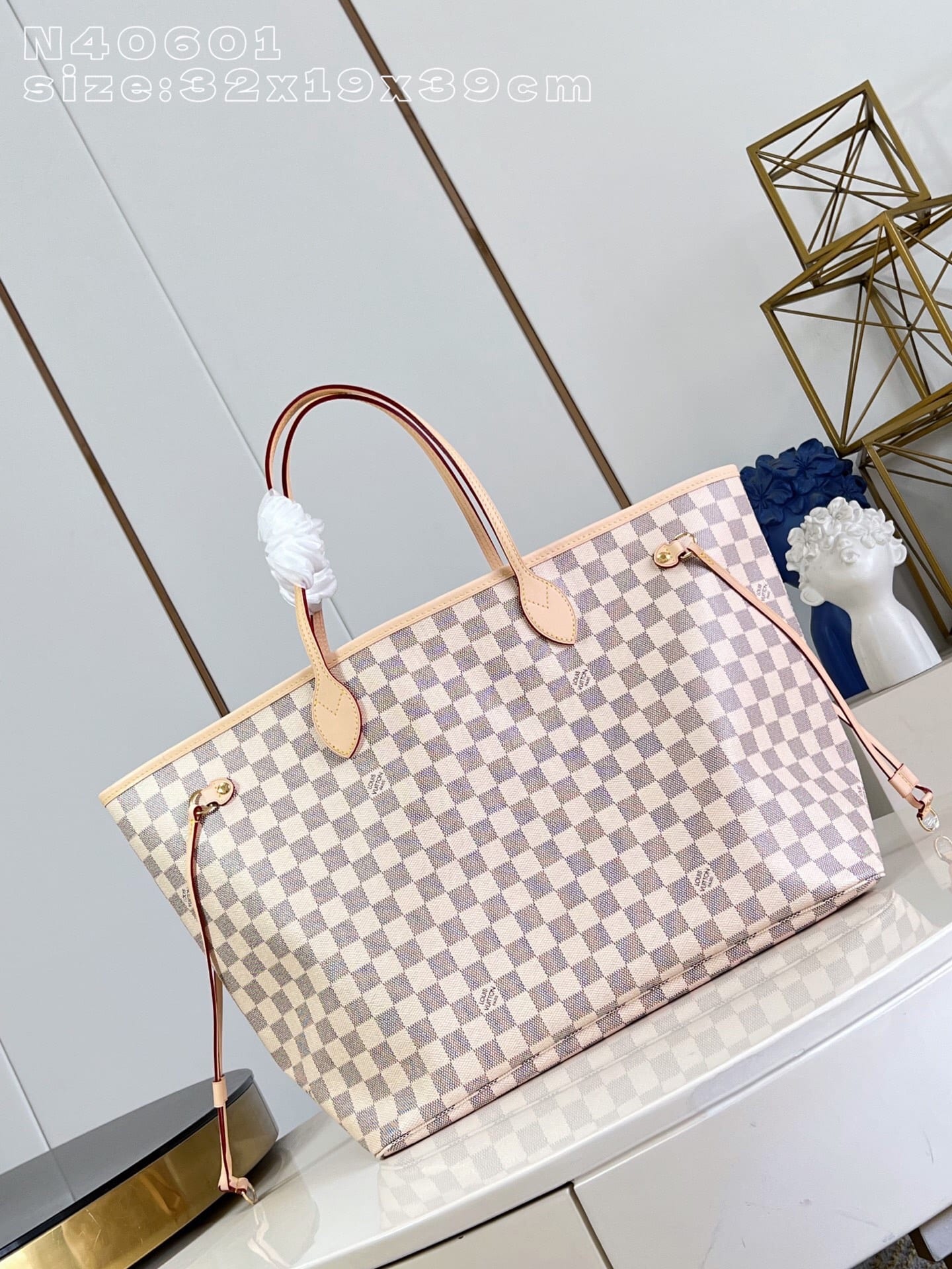 Neverfull GM detail 1