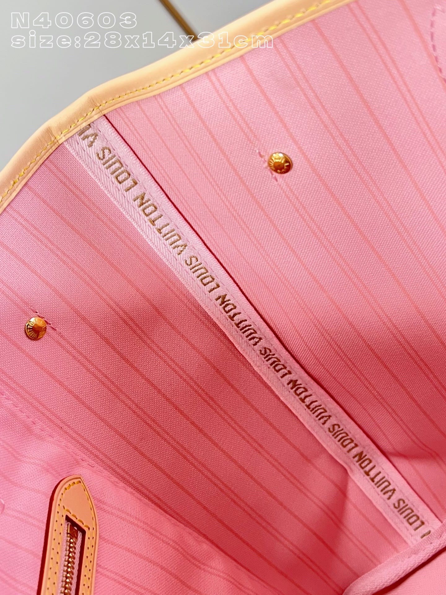 Neverfull MM detail 9
