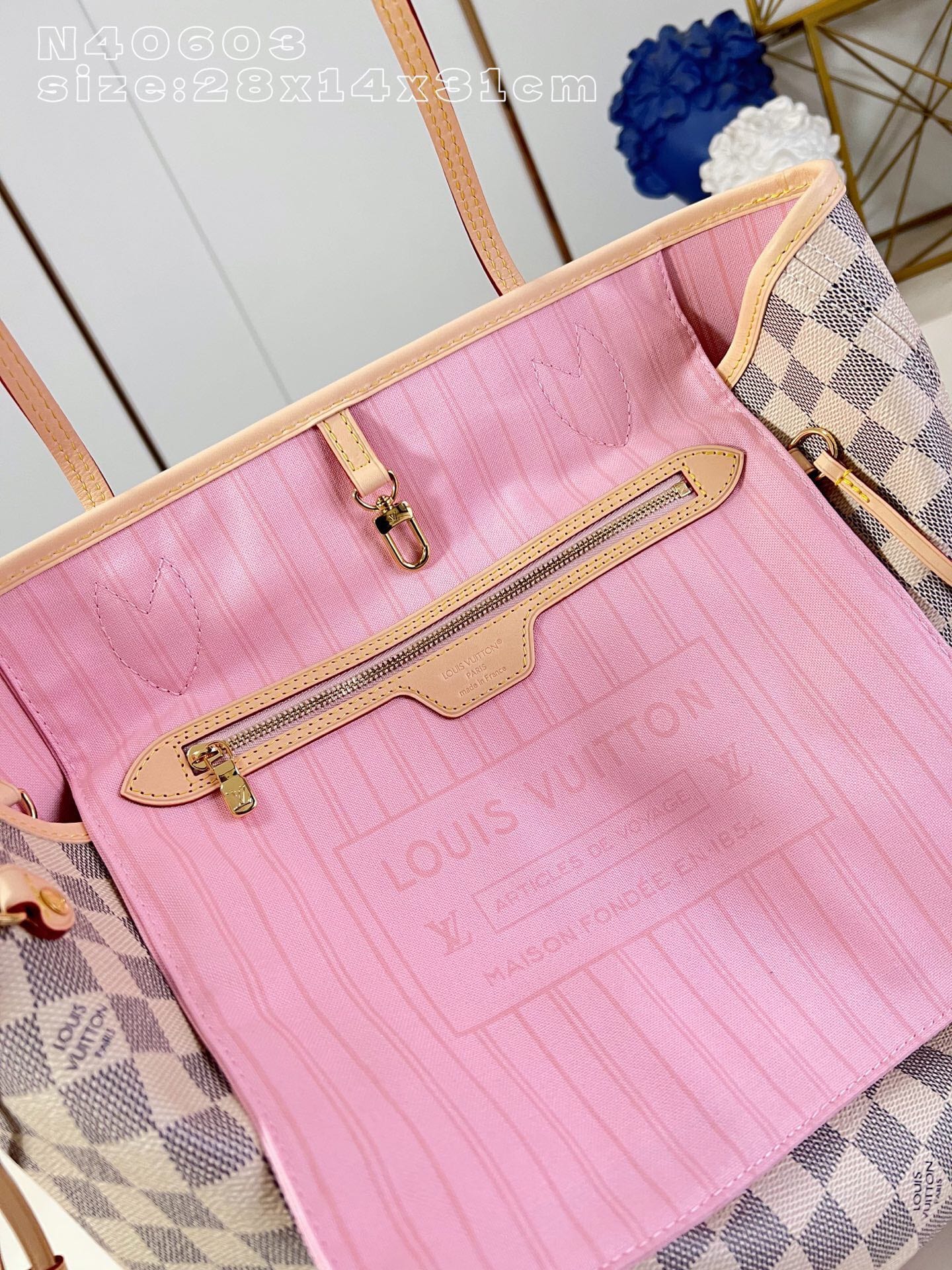 Neverfull MM detail 10