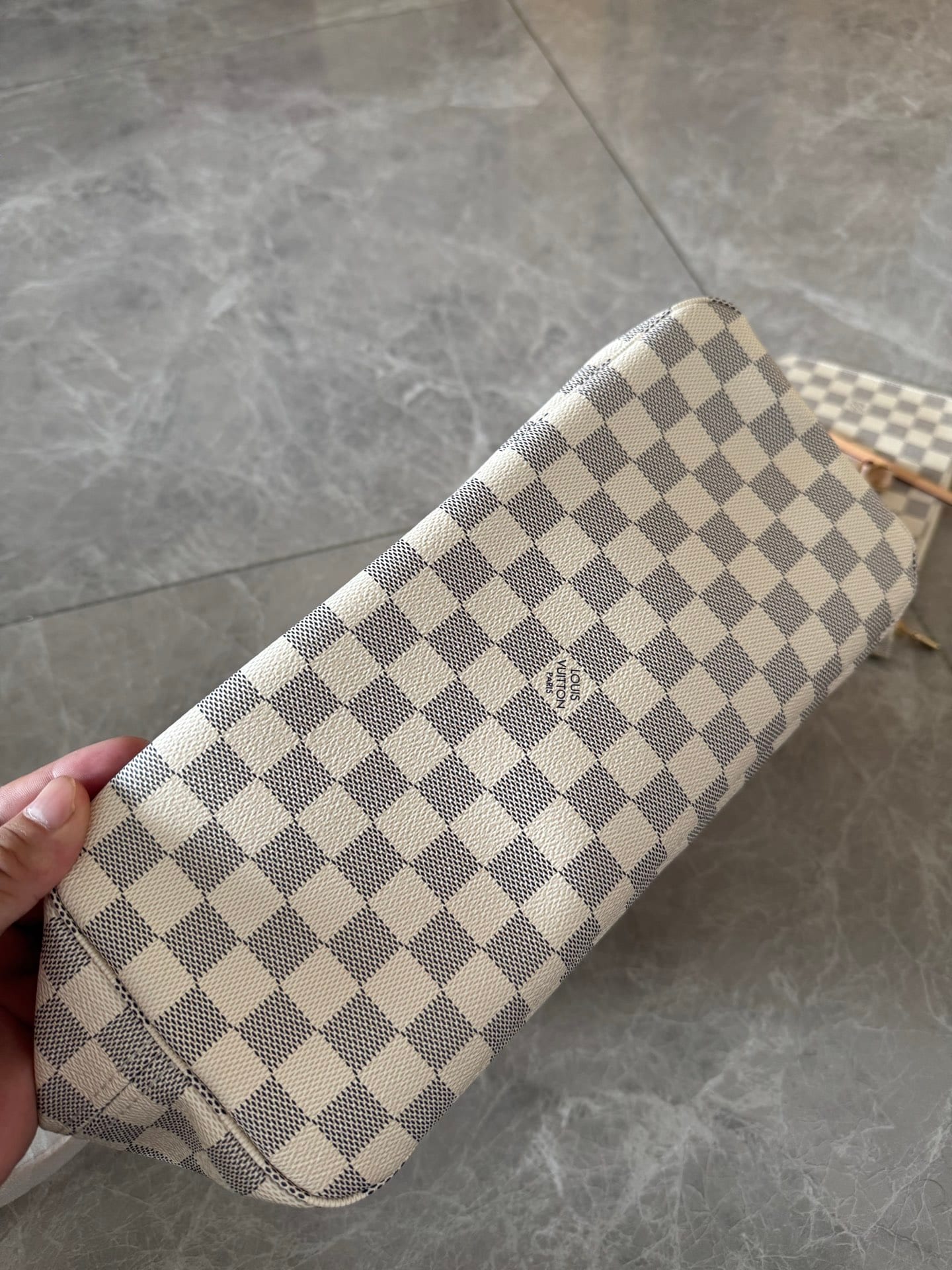Neverfull MM detail 4