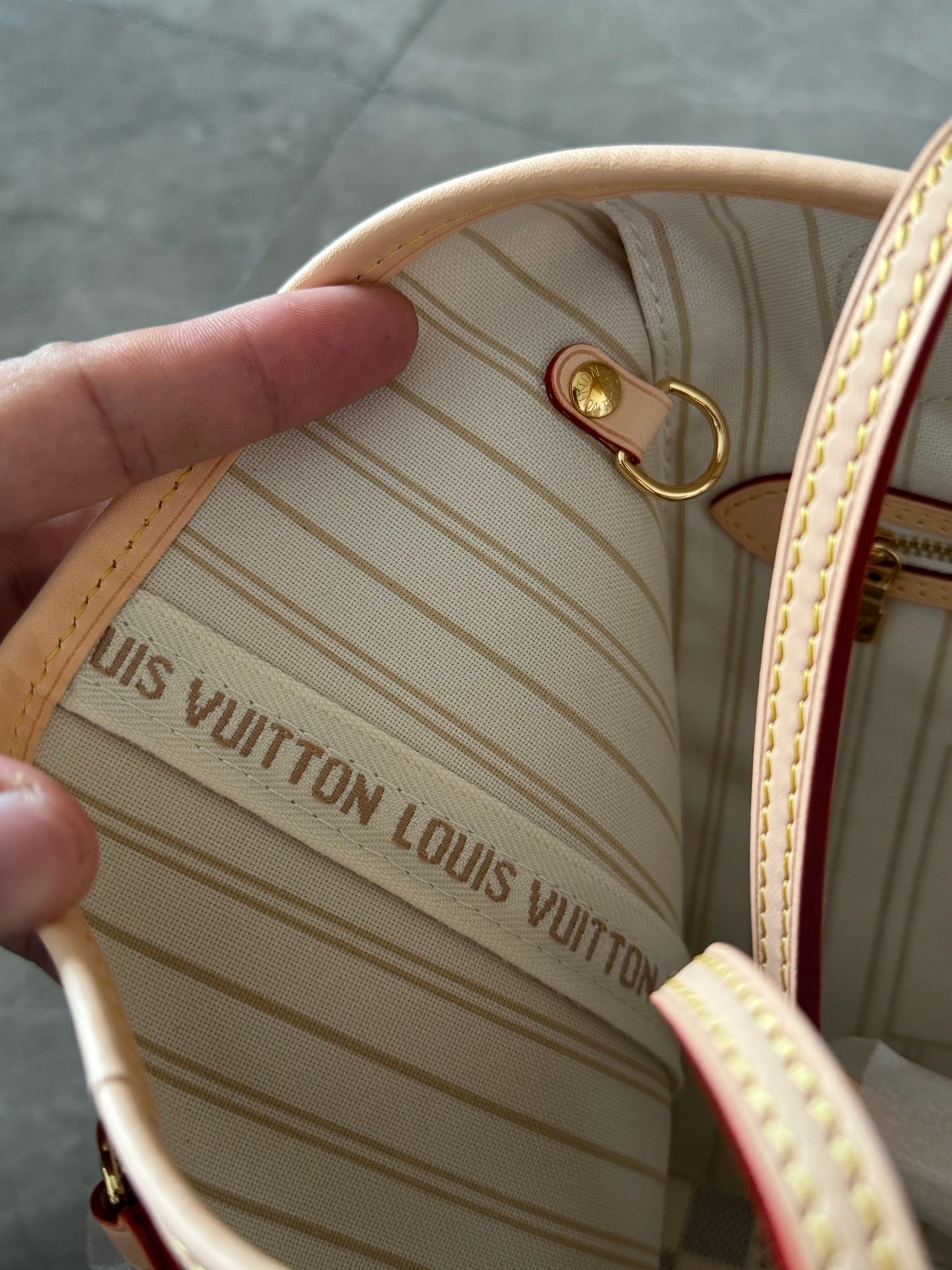 Neverfull MM detail 8