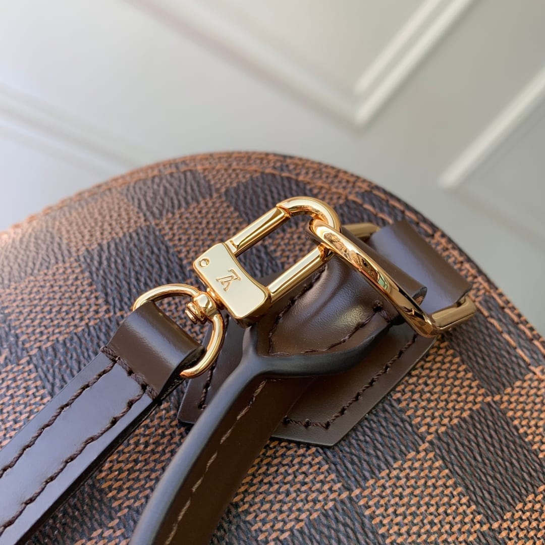 Alma BB detail 7