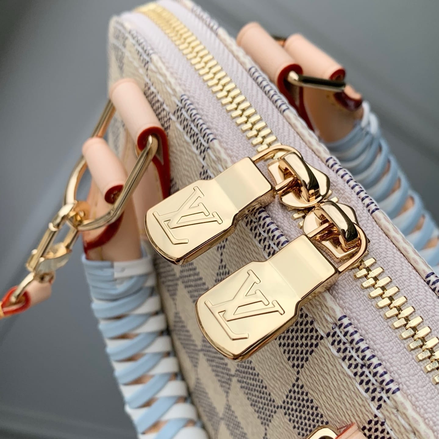 Alma BB detail 6