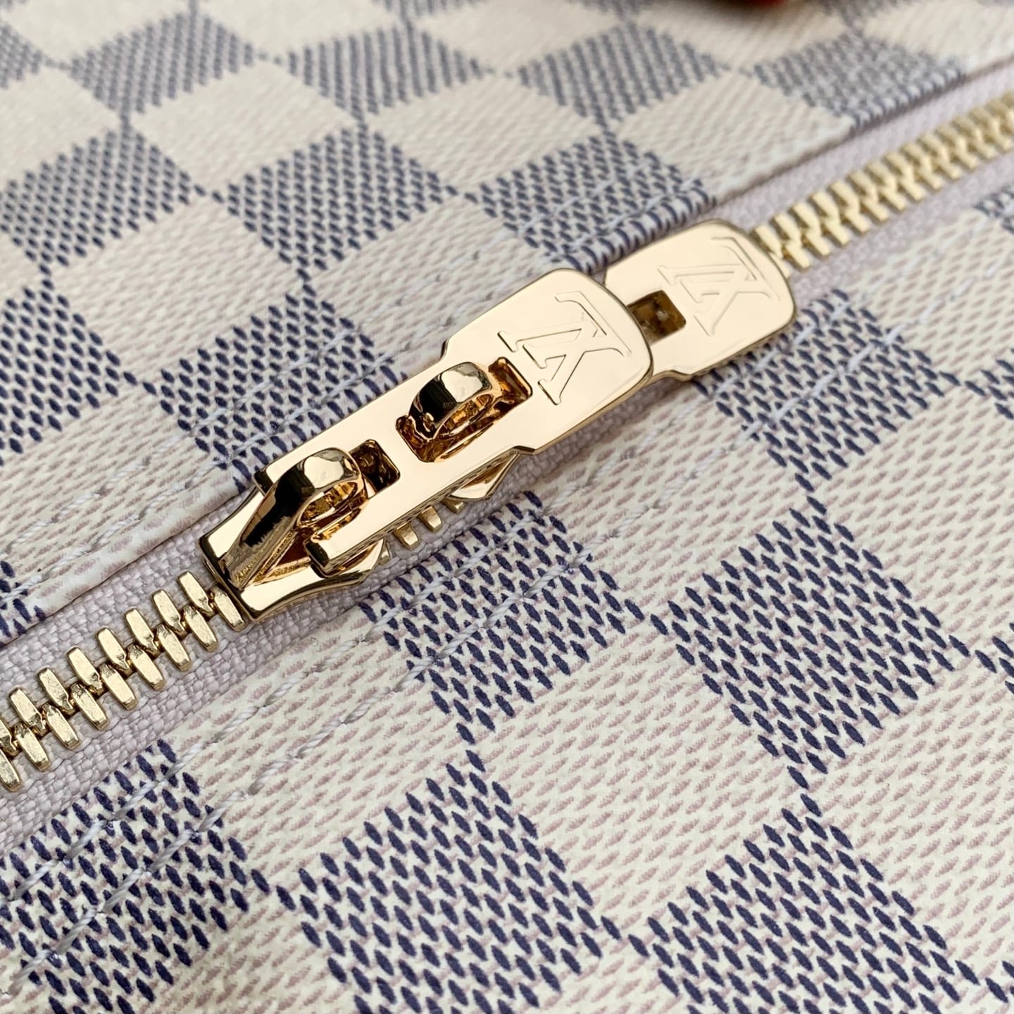 Speedy 30 Soft detail 6