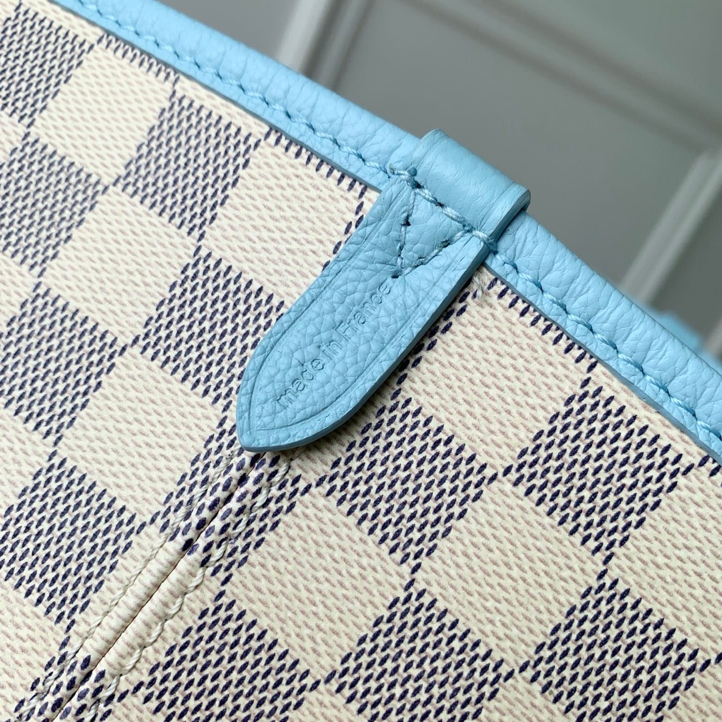 Neverfull Inside Out MM detail 8